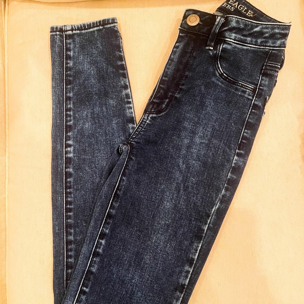 American Eagle Acid wash jegging